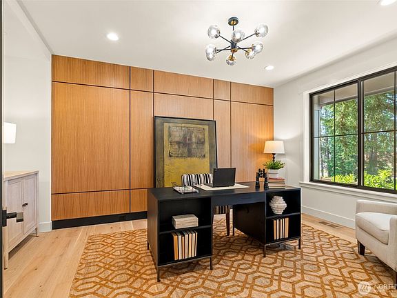 3rd image of 4028 138th Avenue SE