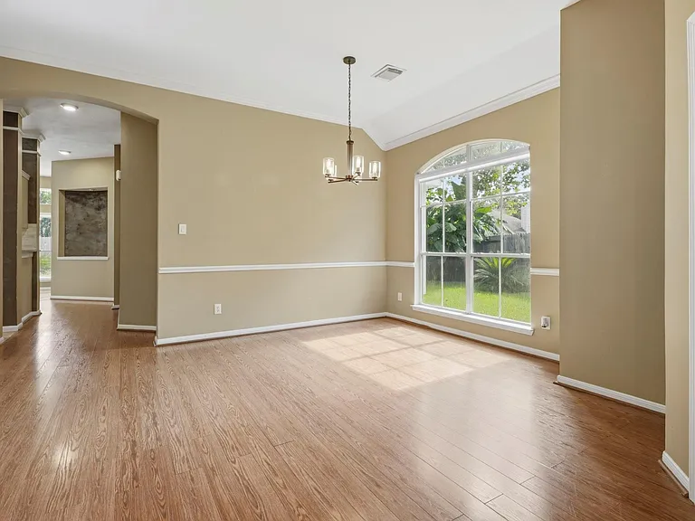 1638 Almond Brook Ln — Photo 4