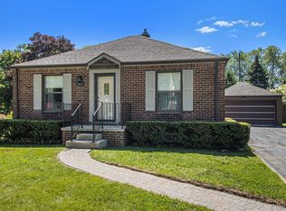 3615 Oakshire Ave, Waterford, MI 48328
