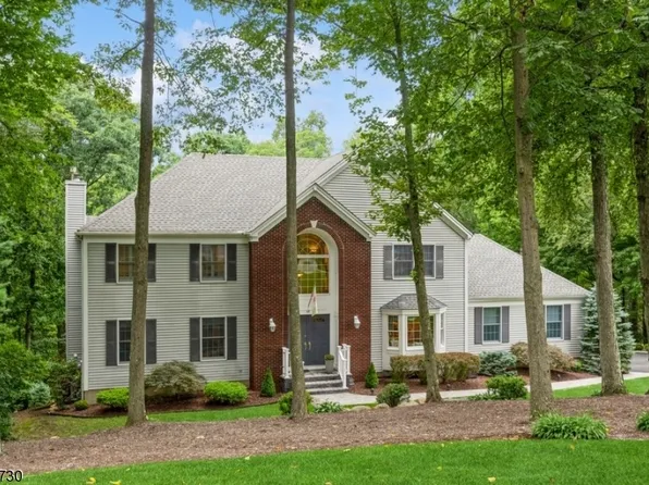 48 Wilkeshire Blvd, Randolph Twp., NJ 07869