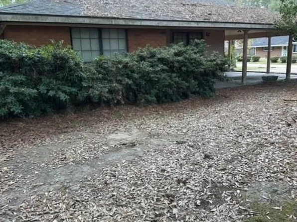 42164 Garden Dr, Ponchatoula, LA 70454