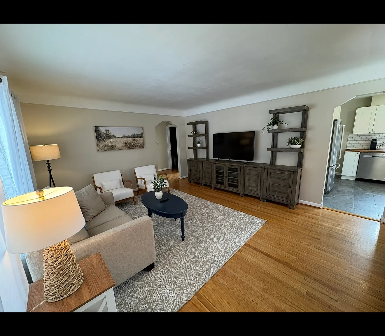 3 bed, 1.5 bath, 1758 sqft, $5,500 — Photo 1