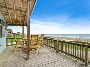 12828 John Reynolds Cir, Galveston, TX 77554