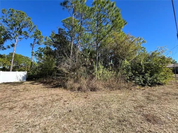 Taplin Ave #22, North Pt, FL 34291