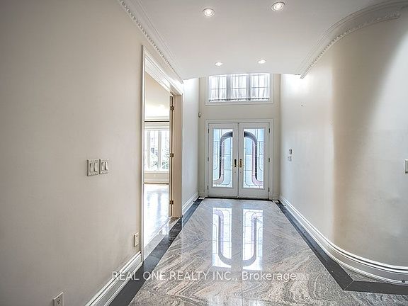 2nd image of 50 Yorkminster Rd