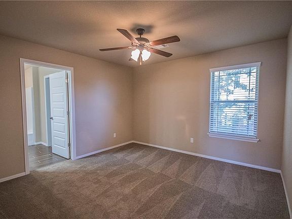 4th image of 1275 Sicily Way