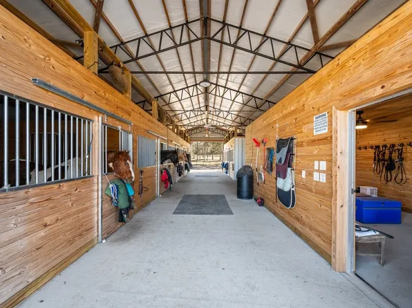 351 Barlow Ln, Lascassas, TN 37085