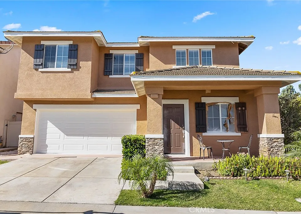 51 Appleglen Dr