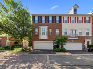 8067 Genea Way #4, Falls Church, VA 22042