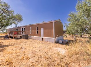 97 Price Rd, Poteet, TX 78065