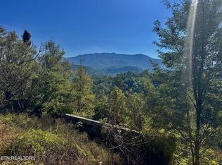 908 E End Ct LOT 604, Gatlinburg, TN 37738