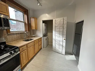 Rented by Bizzarro Agency