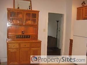 3rd image of 509 W Douglas Ave