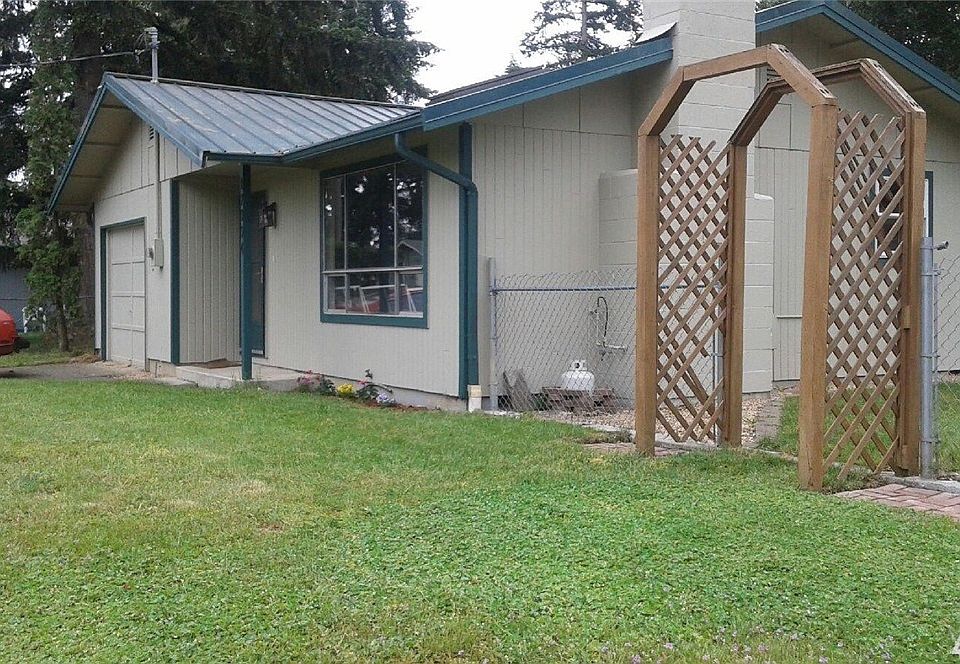 1st image of 17004 17th Avenue Ct E