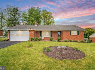 119 E Clearview Dr, Shrewsbury, PA 17361