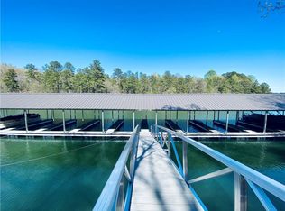 6 Lake Falls Dr, Hartwell, GA 30643