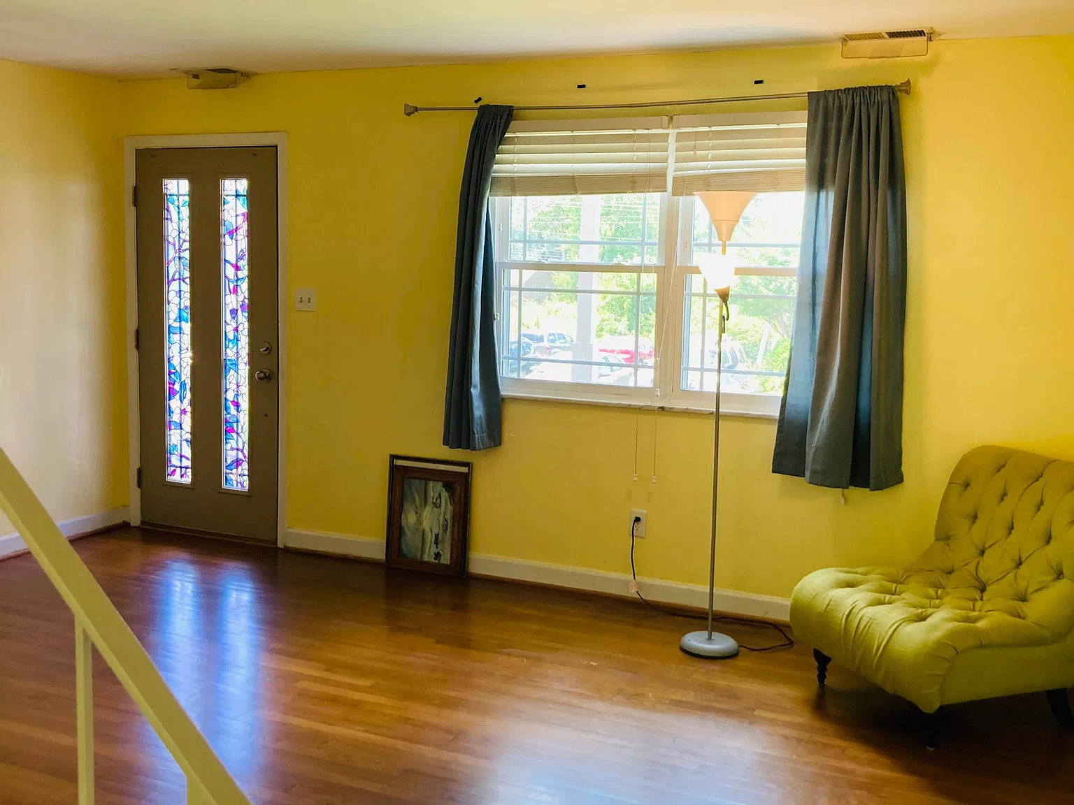 2 bed, 865 sqft, $1,550 — Photo 2