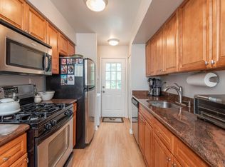 305 Ripka St, Philadelphia, PA 19128