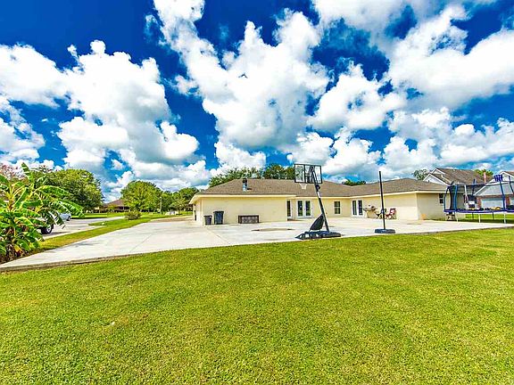4th image of 121 Ouiski Bayou Dr
