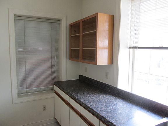 5th image of 101 N 18th St #A
