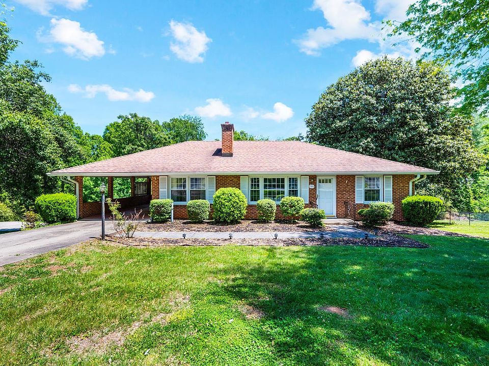 1st image of 708 Sherman Dr