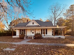 108 S Grimes St, Robersonville, NC 27871