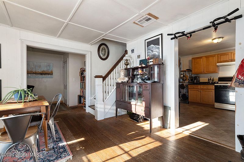 3rd image of 55 Montgomery Street