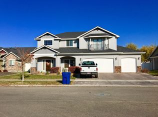 1898 W Pine Creek Dr, Nampa, ID 83686