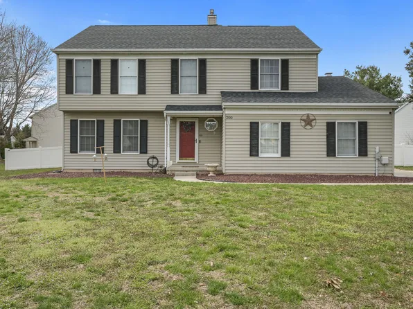 200 Eagle Crest Dr, Camden Wyoming, DE 19934