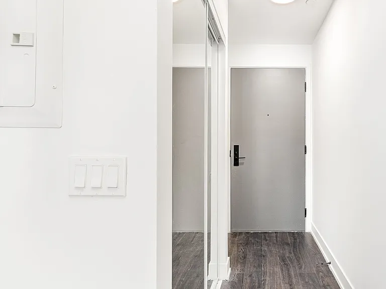308 Jarvis St #1206 — Photo 5