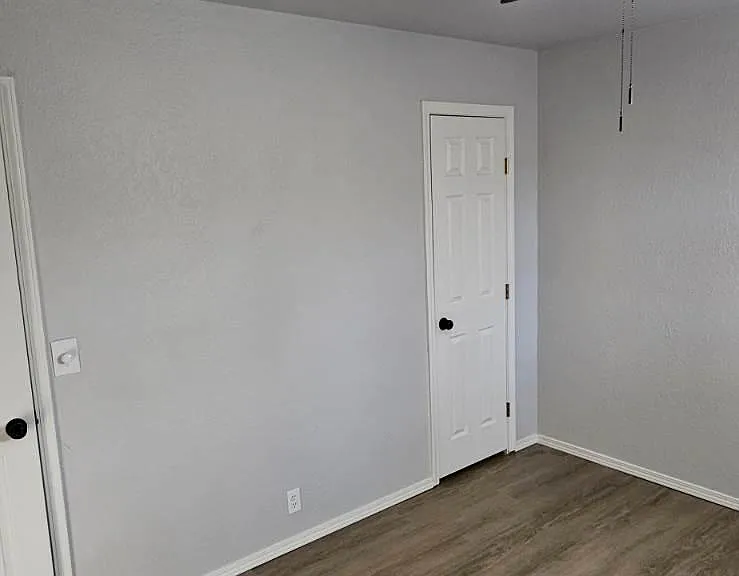 2308 Shady Tree Ln — Photo 24