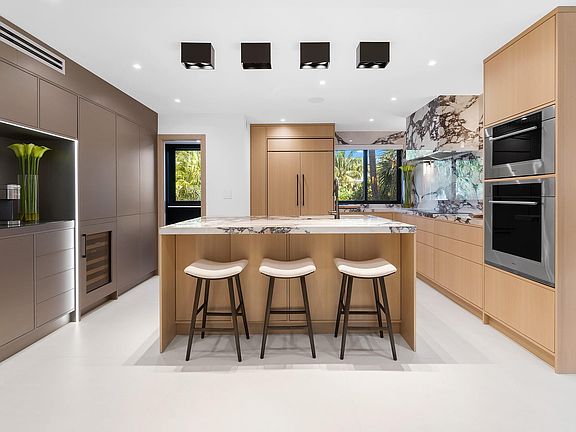 3rd image of 3036 NE 49th Street #3036