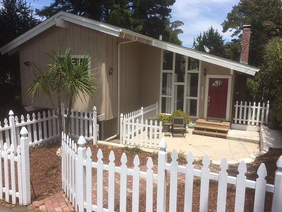 3rd image of 427 Townsend Dr