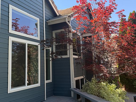 4th image of 3651 Hemlock Way