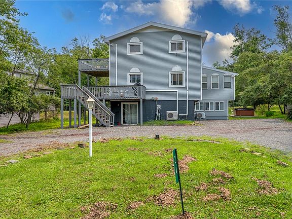 3rd image of 24 Hopkins Cir
