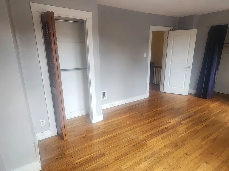 517 Summerlea St — Photo 28