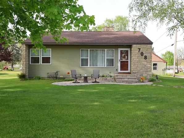 708 3rd St, Pepin, WI 54759