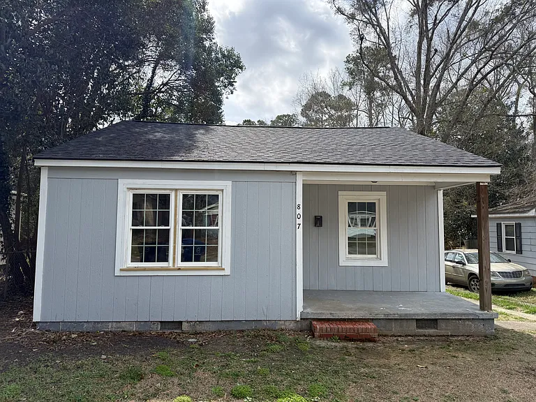 807 Williams St — Photo 1
