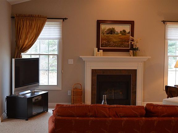 4th image of 344 Golfview Ln #47