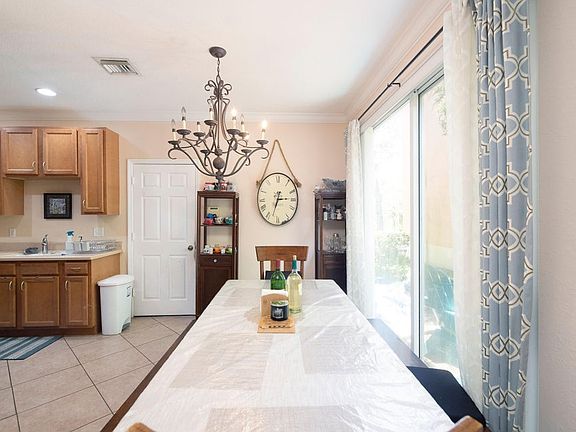 4th image of 2549 SE Pineland Dr