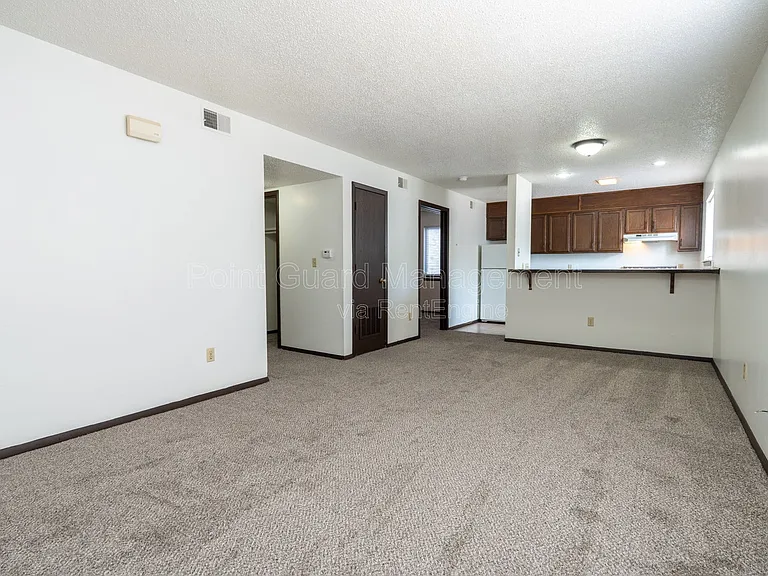 Midtown Place Apartments — Photo 23