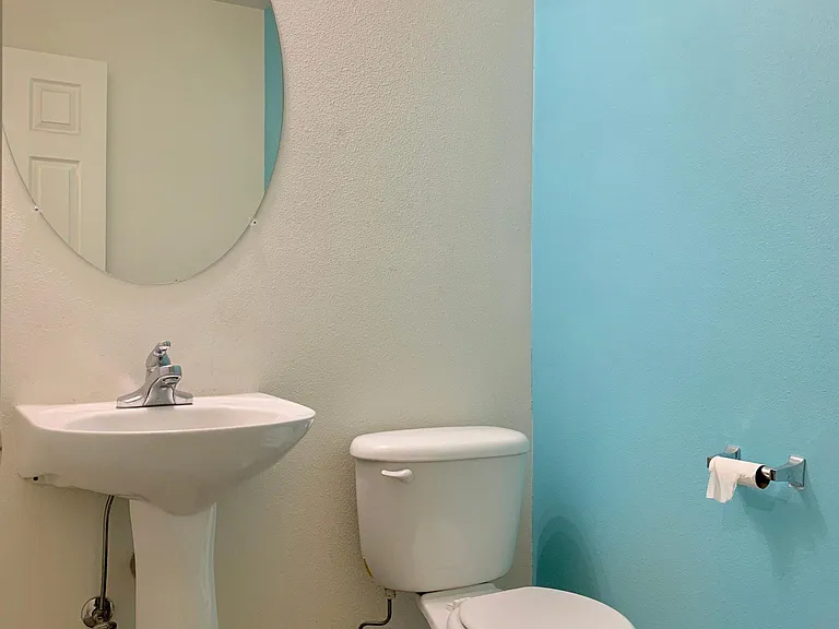 4047 Thoroughbred Ave SE — Photo 5
