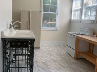 190 N Poplar St #B, Athens, GA 30601