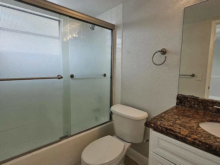 1660 Windorah Way #H — Photo 21