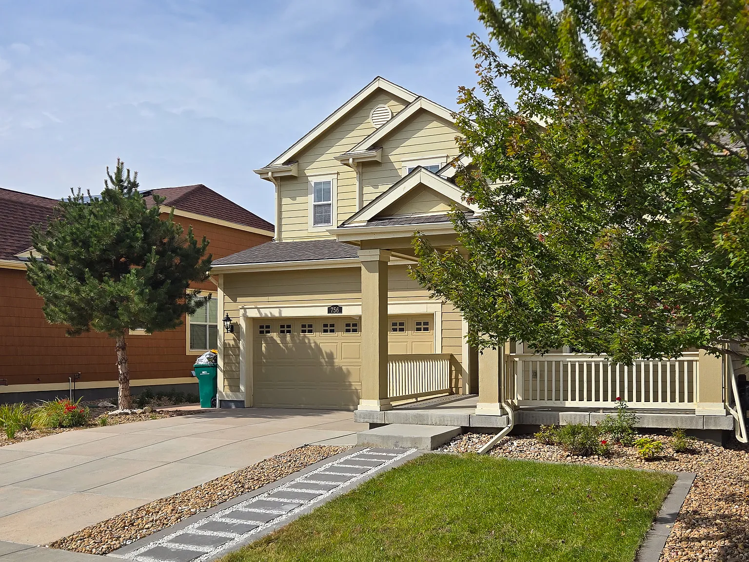4 bed, 2257 sqft, $3,100 — Photo 3