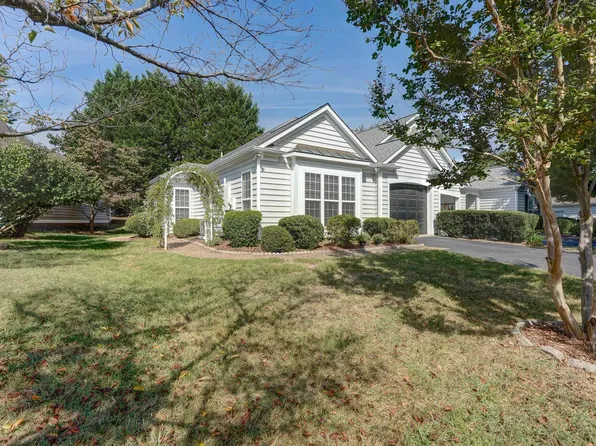 570 Pebble Hill Ct, Charlottesville, VA 22903