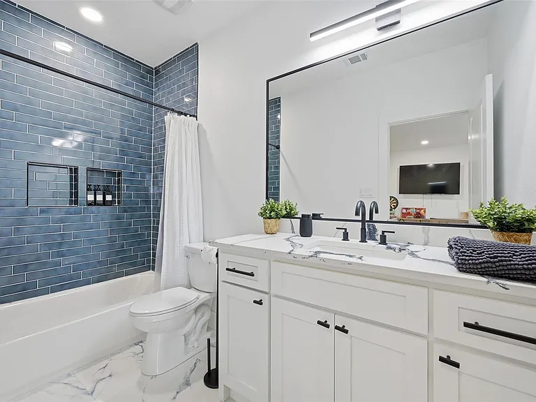 508 W White Ave — Photo 24