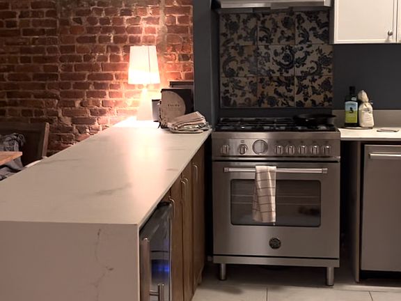 5th image of 155 Lafayette Ave APT 5B