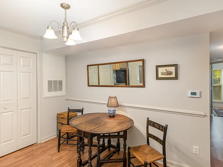 2216 Myron Dr #102 — Photo 8