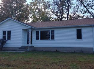 68191 1st East St, Logan, IL 62856